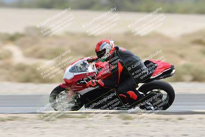 media/May-05-2025-Moto Forza (Mon) [[3c1838c5e5]]/2-B Group/Session 3 (Panning Test Turn 14 Inside)/